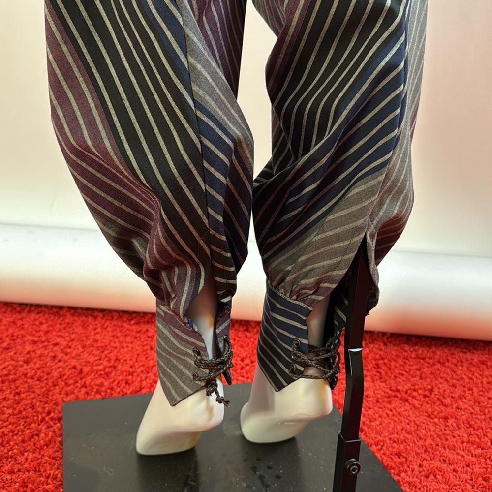 Vivienne Westwood AW 2011 RARE RED LABEL BRAND NEW PANTS IT40